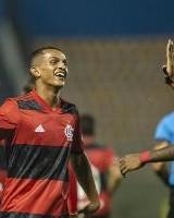 记者：加斯佩里尼推动罗马引进韦斯利交易，希望尽快达成协议