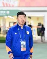 鲁媒：一位巴萨青训背景教练加入泰山教练组；王昊斌有望进一队