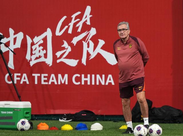 1725810293892011105.jpg (体育)(4)足球——世预赛:中国队进行赛前训练XxjpseC007488_20240907_PEPFN0A001.jpg